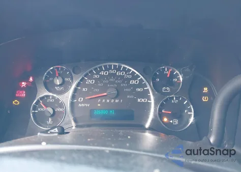 2017 Chevrolet Express 2500 Work Van z USA, uszkodzony, nr VIN 1GCWGAFG4H1239704